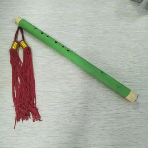 甘谷县新兴镇蔡家寺幼儿园中班"民族风乐器"亲子手工作品展示活动 -