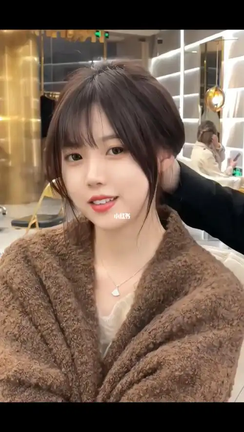 无敌修颜的法式空气刘海