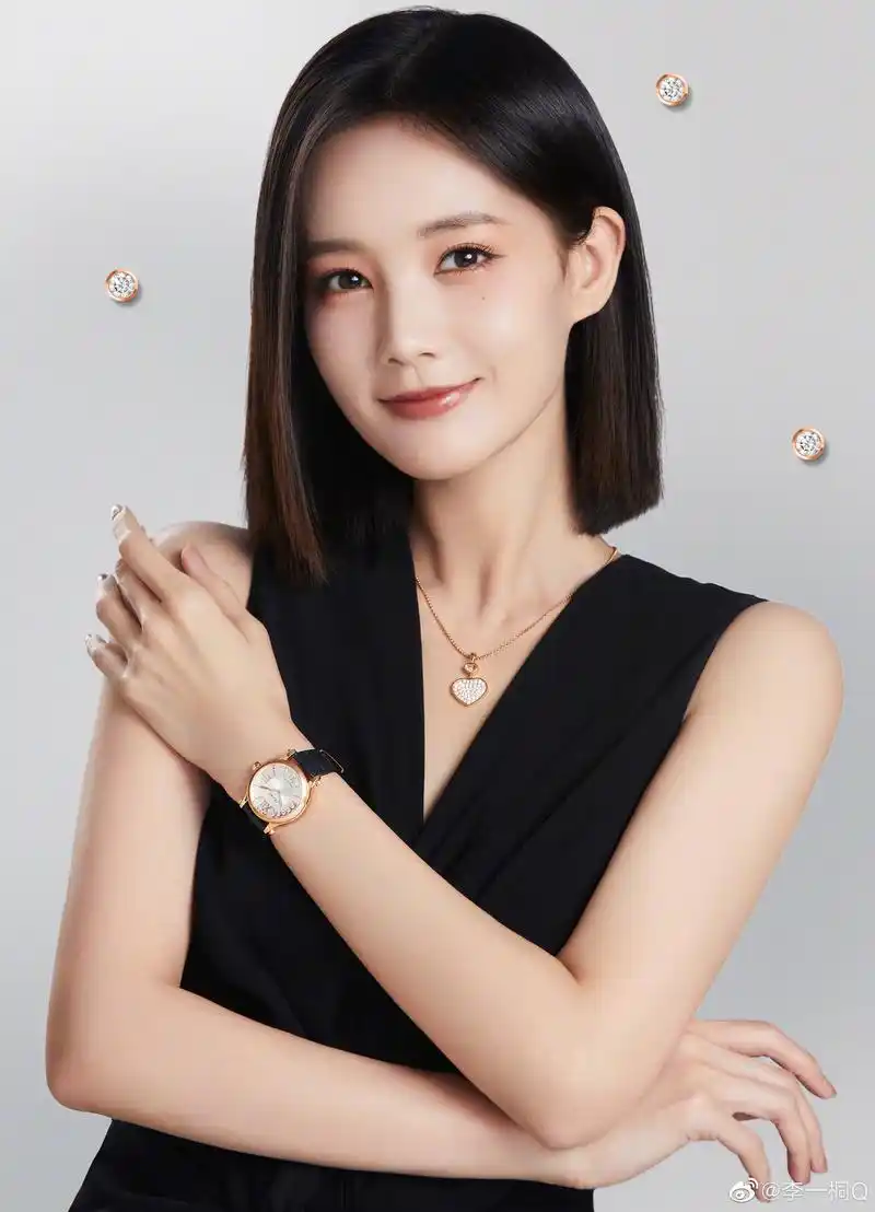 李一桐短发好飒