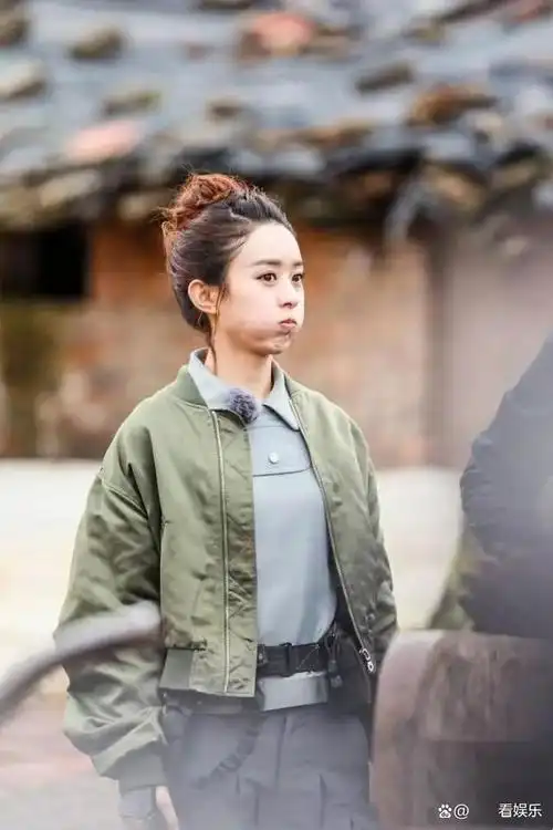 赵丽颖的嘟嘴照真的是太可爱了!