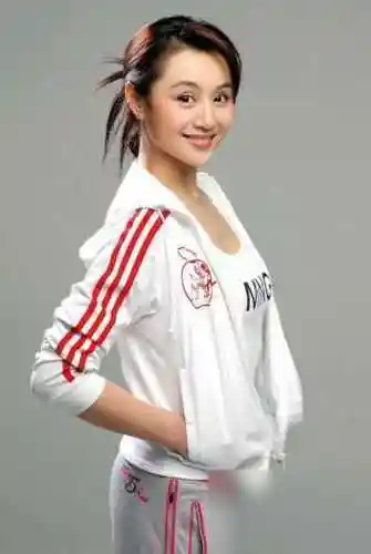 央视名嘴曹颖深夜发文,告别李咏之后又传出病床照