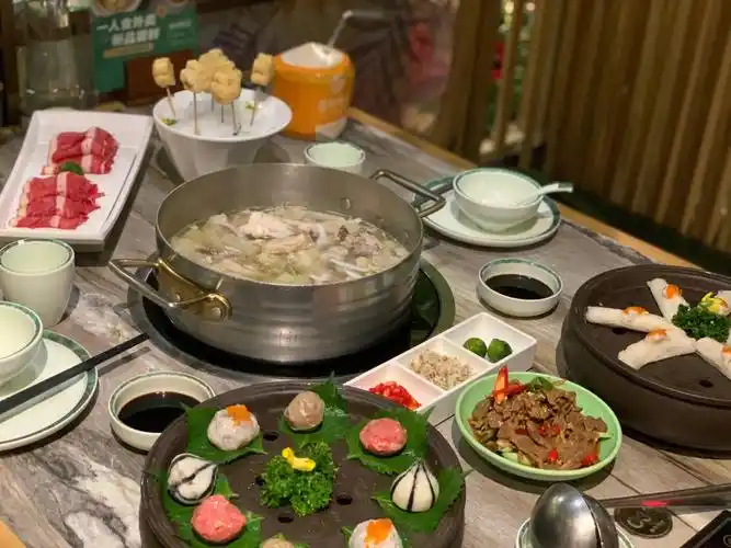 深圳龙岗布吉万象汇之四季椰林椰子鸡