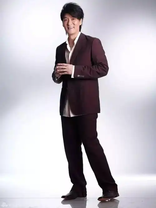 周华健:我们走过的时光,有风就有雨