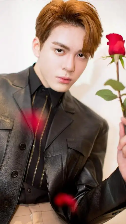 曾舜晞帅气写真手机壁纸