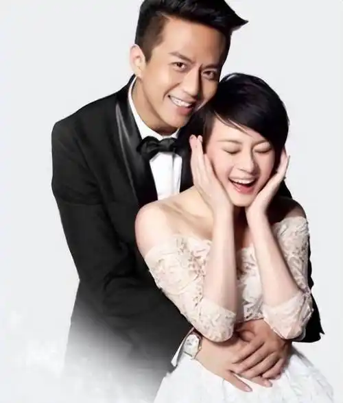 孙俪全家五一游迪士尼,花33万元办卡无需排队,邓超累到生无可恋