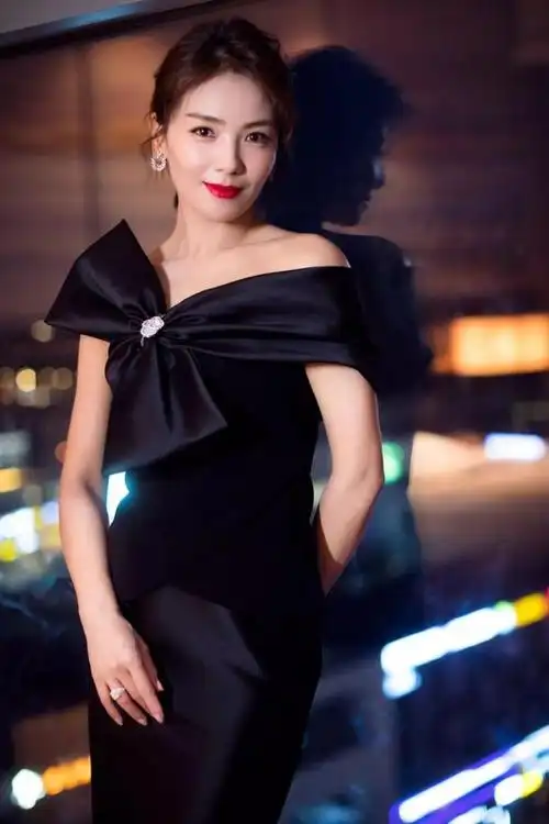 女演员王珂个人资料女演员王珂结婚照