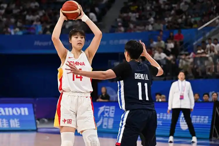 亚运会女篮半决赛前瞻:中国女篮剑指决赛,韩旭&朴津阿巨人对决_比赛