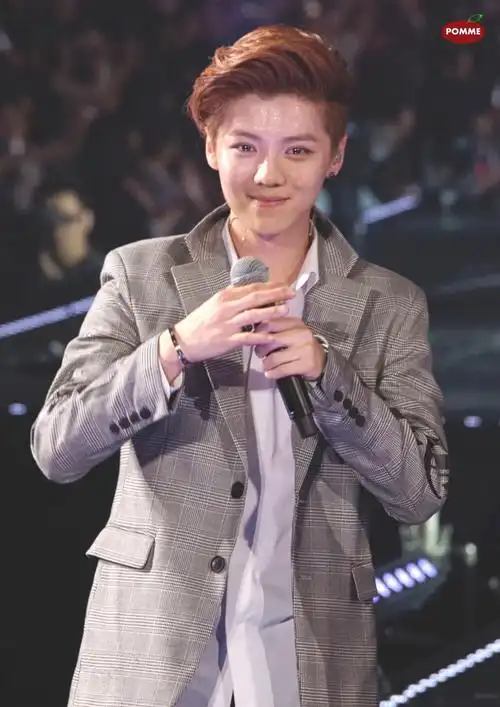 鹿晗鹿晗,图集鹿晗词条统计浏览次数:56次词条分类:娱乐明星最近更新