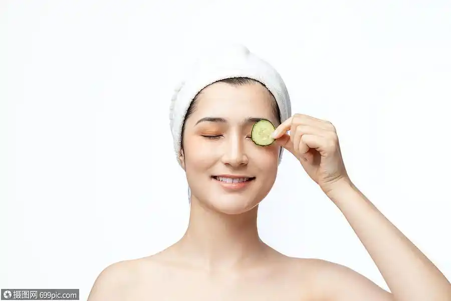 女性护肤皮肤美白图片