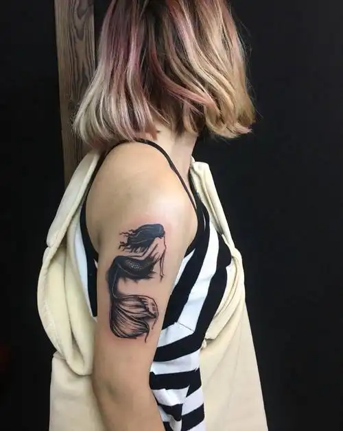 小美人鱼纹身图片_习俗欧美写实人物动物手臂成品纹身图案