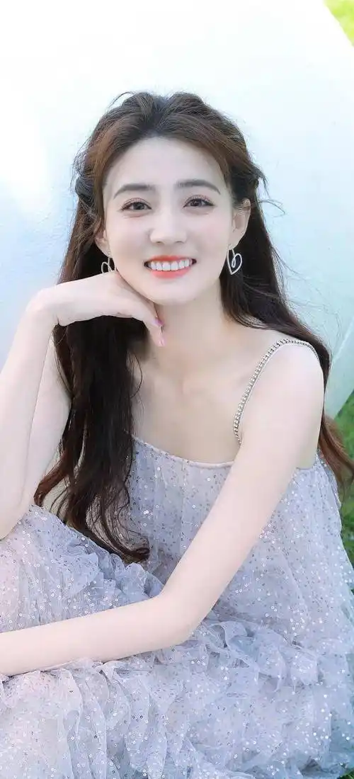 徐璐是真美啊!清纯甜美,真是魅力满满!真漂亮!