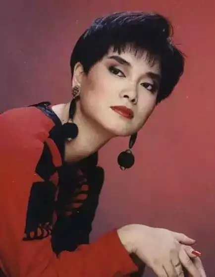 【臭美星扒客】20年前的那英复古女神,蔡明天生网红脸,时光是把杀猪刀