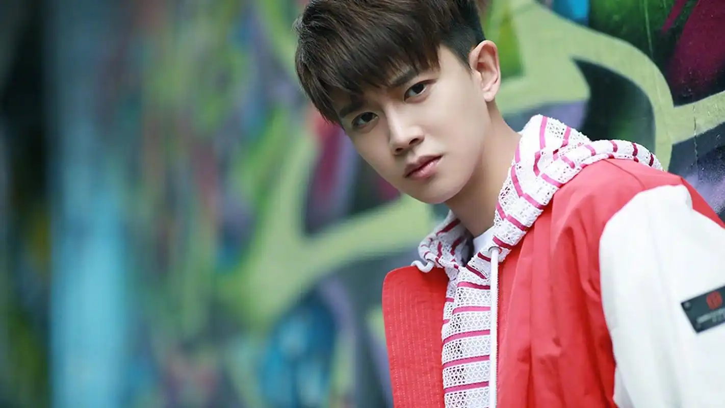 任嘉伦虽然这几年虽然他不断拍戏,但是几部作品都没有火起来,这让