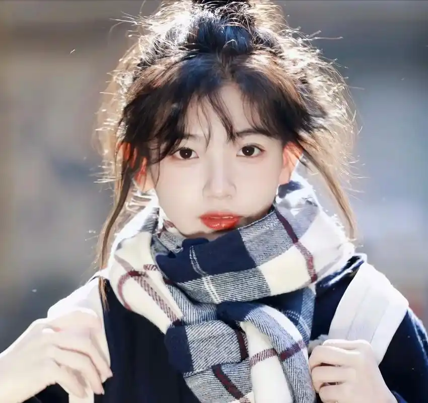 可爱女头像 #分享照片 #神仙女头"月亮会慢慢变圆 事事会 - 抖音