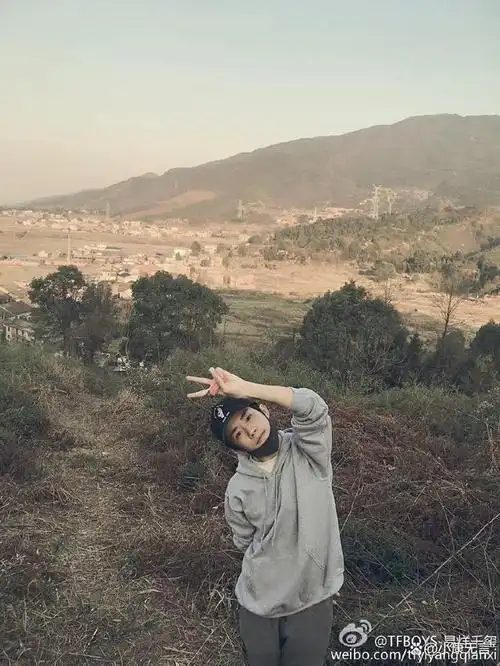 易烊千玺怀化,家乡的大明星,从小山村走向世界