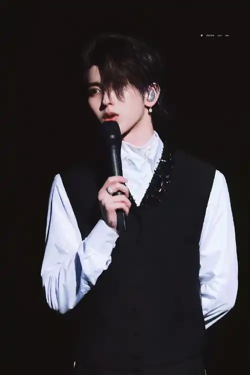 蔡徐坤2021个人巡回演唱会##蔡徐坤0802生日快乐