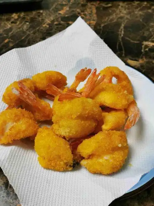 酥炸金丝凤尾虾的做法