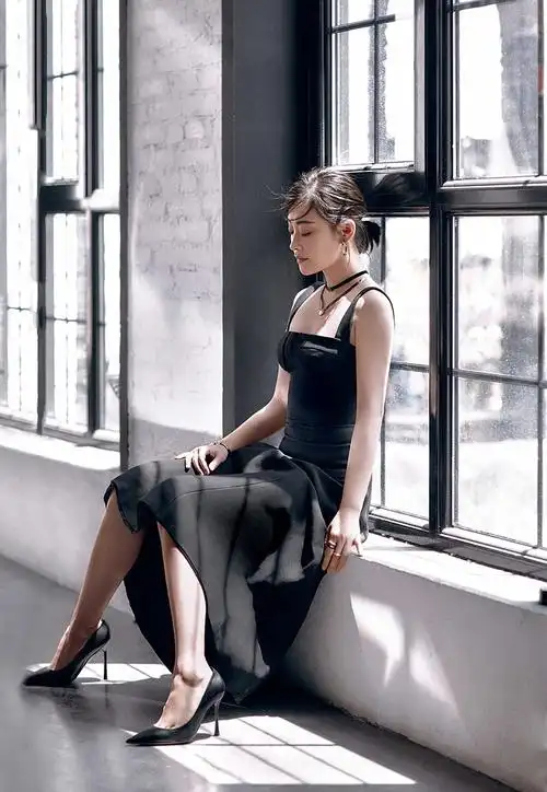 梅婷优雅迷人时尚写真高清图片