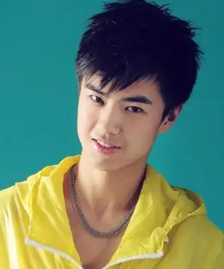 一仆二主高小军是谁扮演的 来看扮演者李思澄资料和照片