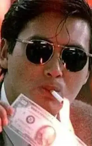 盘点抽烟的男星, 胡歌雅痞霍建华熟练, 但都没有他的气场足|吸烟|气场