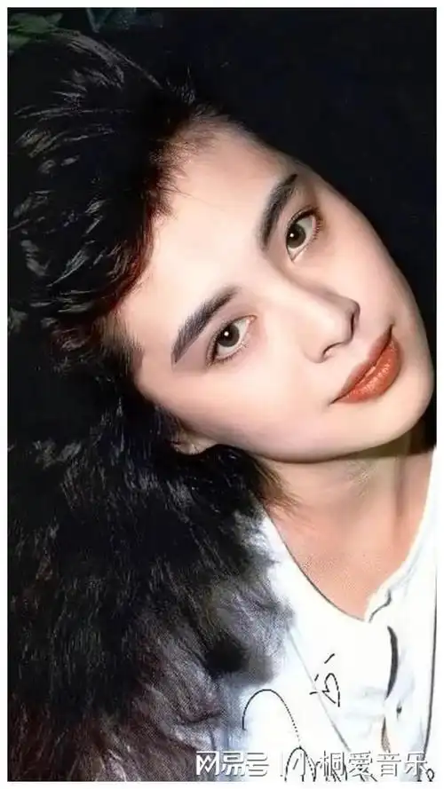 王祖贤如今生活美照全网直呼羡慕