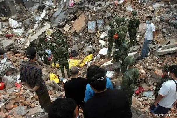 宜宾市发生3.0级地震,网友质疑强度不止三级