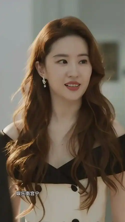 刘亦菲神仙姐姐,甜美笑容,美得不可方物