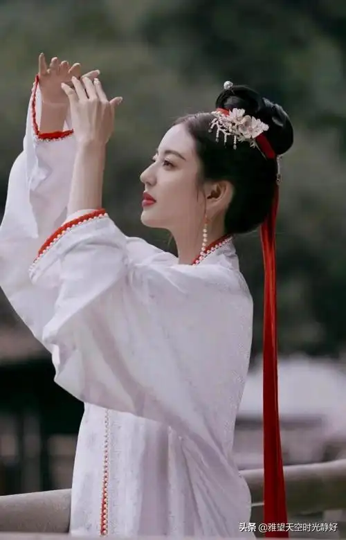 穿古装的女星哪个最美(盘点国内女明星的古装白衣造型)(80)