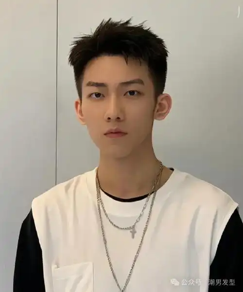 男生过了30岁,剪这几款短发真的很不错,轻熟帅气又有型!