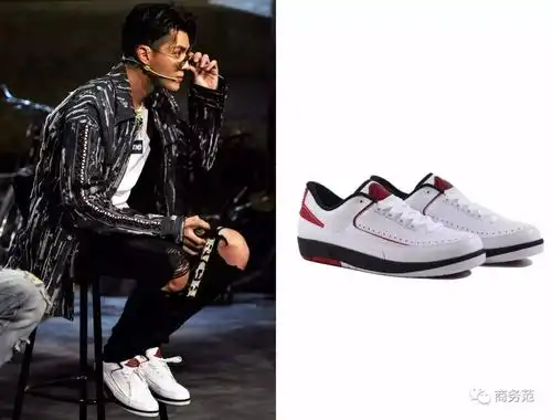 吴亦凡穿nike潘玮柏穿椰子鞋只有他穿了一双