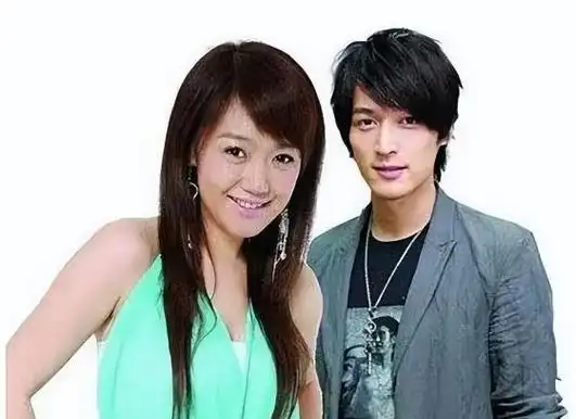 纪实分手15年后胡歌娶妻生子薛佳凝却选择出家背后心酸无人知