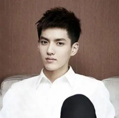 男生菱形脸三毫米短发图    男生短烫发发型