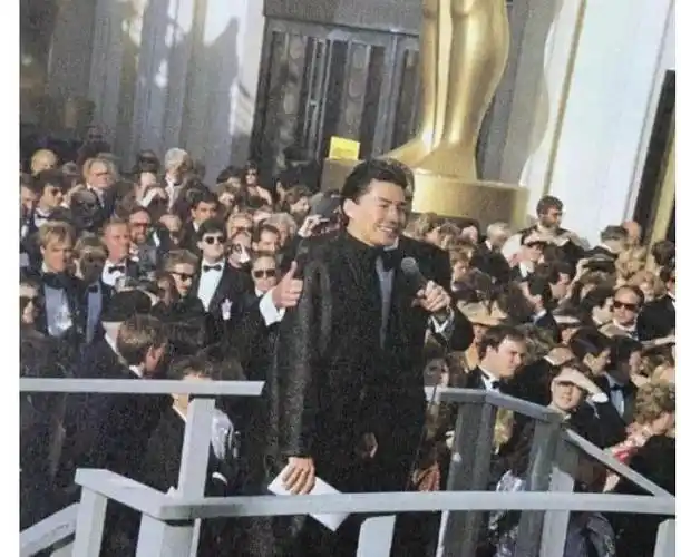 而尊龙也因此一举成名,被誉为继李小龙之后,最具国际影响力的亚洲男