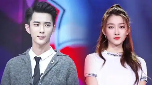 关晓彤于朦胧《歌唱北京》活动启动仪式,来品一品两人的唱功