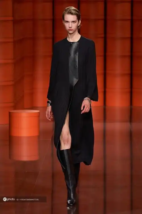 2021秋冬巴黎时装周:hermes