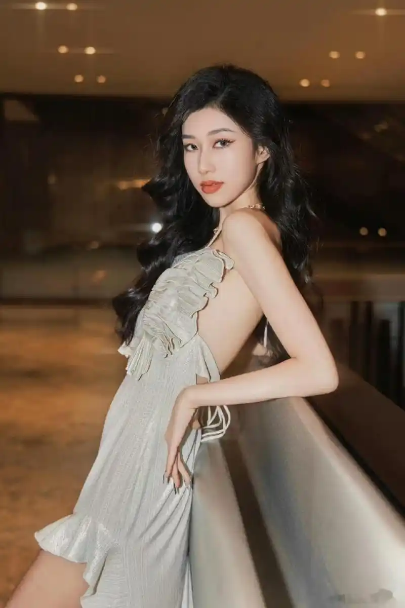 吴映香
