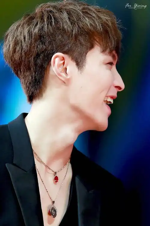 【张艺兴】莲莲是世界上最可爱的男孩子呀