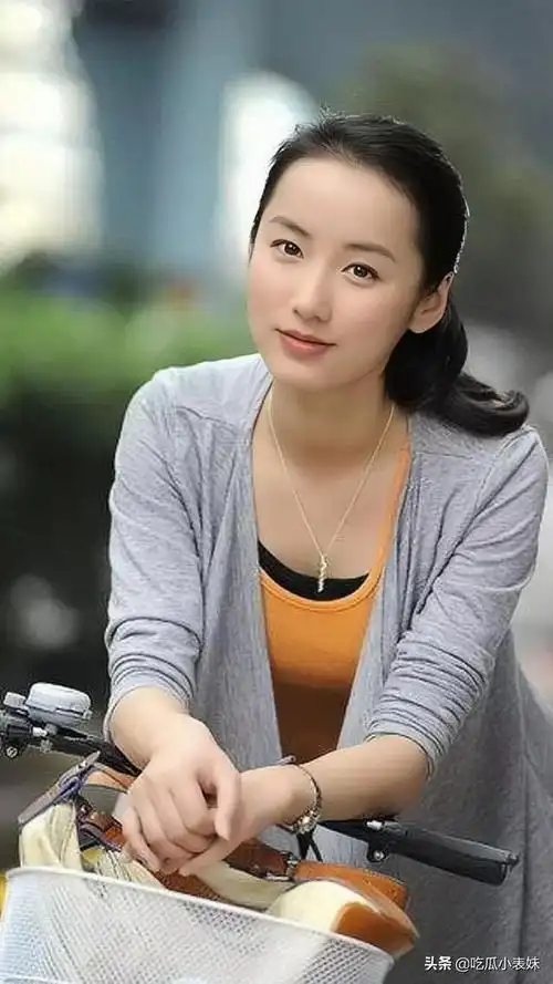 吕一,五官精致,气质迷人|吕一_手机网易网