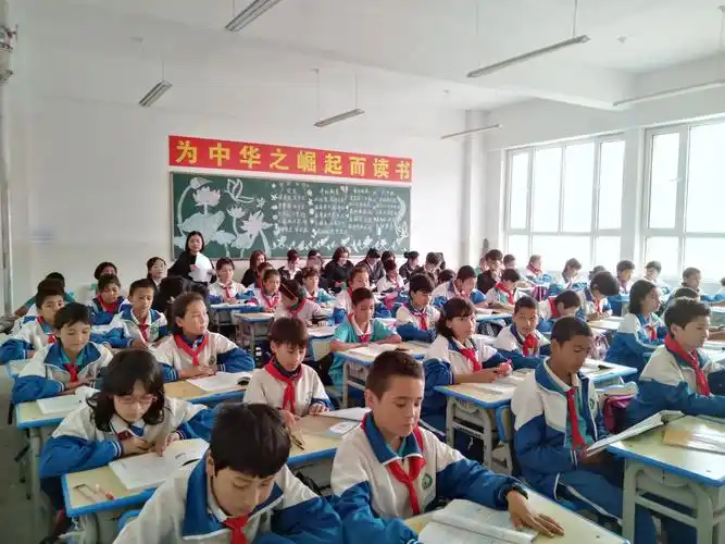 其它 吐古其乡中学数学教研组活动 写美篇第一部分   公开课 课题:有