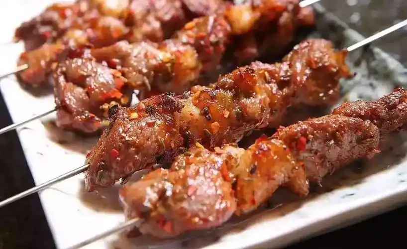 " 澳人吐槽russel st上一家中餐厅…这下东北烤串真要出名了!