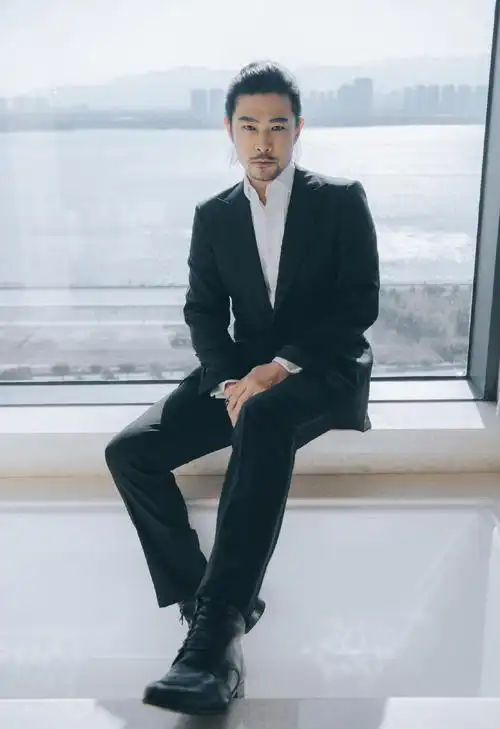 黄维德国际电影节帅气图片