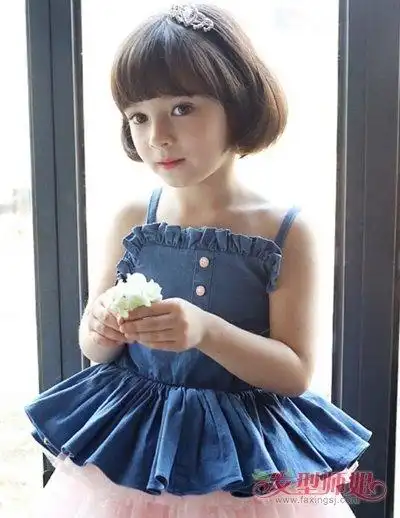 齐刘海时尚短直发波波头发型大家闺秀,名媛淑女都是妈妈对自己宝贝