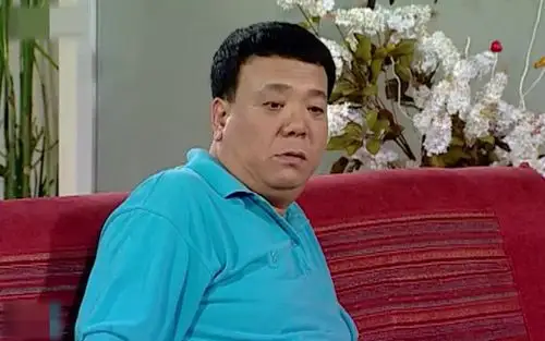 家有儿女夏东海请胡一统喝酒看到这嘚瑟样真来气