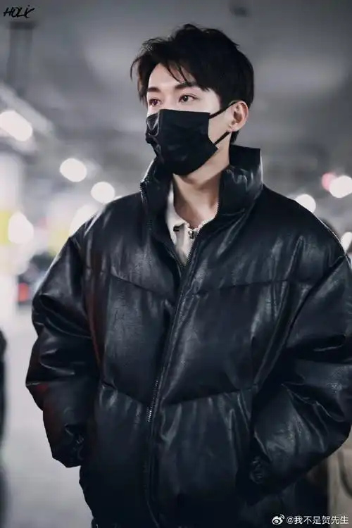 身高183,科班出身毕业于中戏,能文能武,台词功底也很好@mr_刘学义