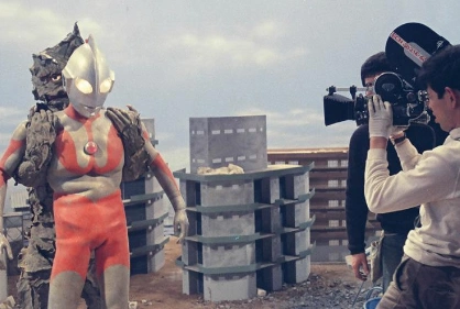 拍摄奥特曼有多危险迪迦受了三次伤他只受伤一次但怪兽n次