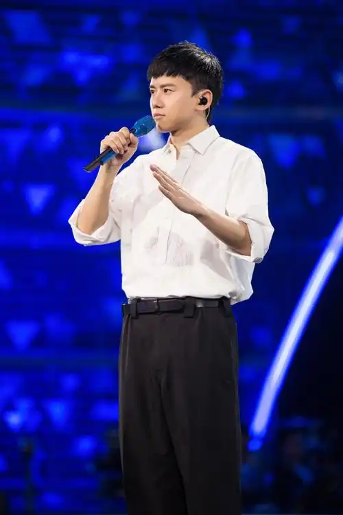 (jason zhang),1982年12月20日出生于四川省成都市,中国流行男歌手