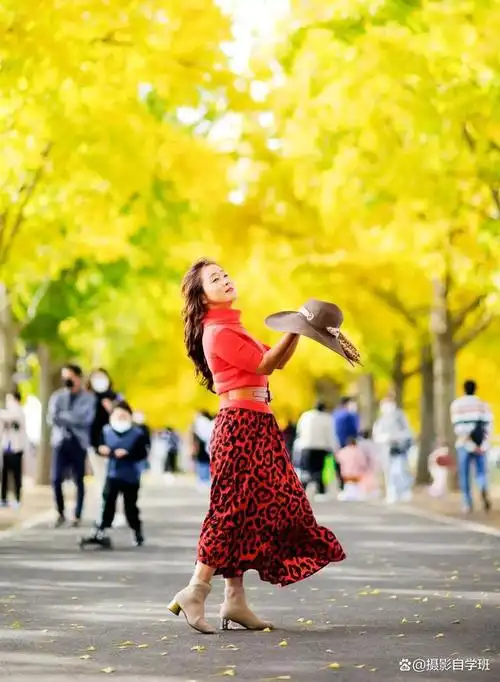人像摄影,摆姿势并不难,学这4个摄影摆姿技巧吧
