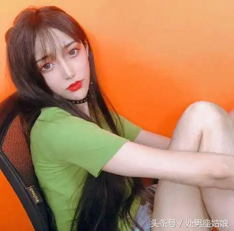 盘点那些女装小学生,14岁留长发穿女装美过所有女同学