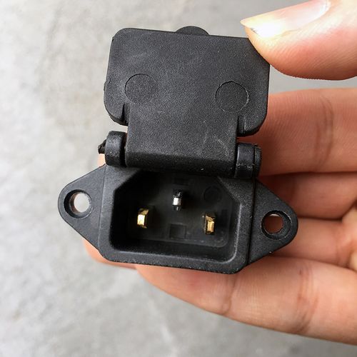 电动车充电输出插口字头通用插座电瓶电源输入电动车线类