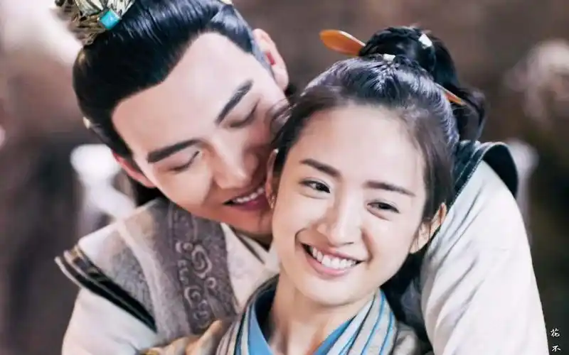 新年第一弹《小女花不弃》,林依晨张彬彬溢出屏幕的cp感追了